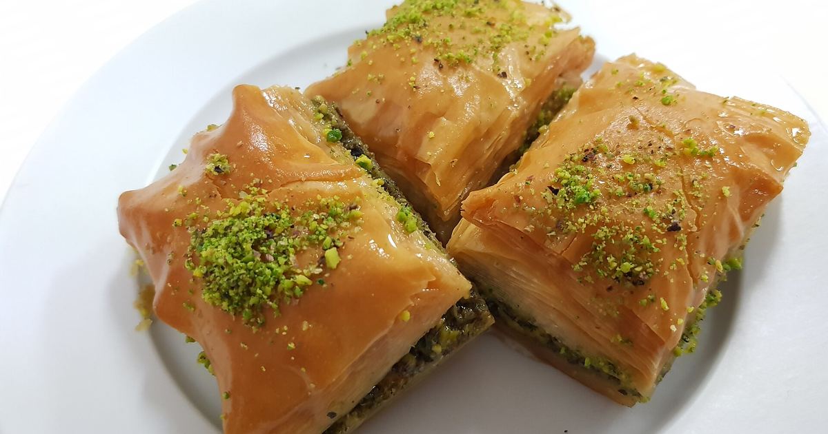 Baklava Neden Leke Yapar: Her Katmanı Kontrol Eden Sıcaklık Kuralı